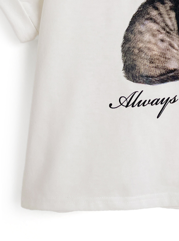 パールキャットプリントTシャツ