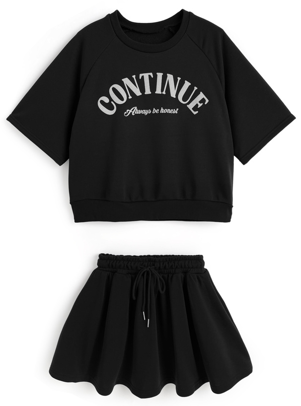 ロゴトップス×フレアミニスカートスウェットセットアップ