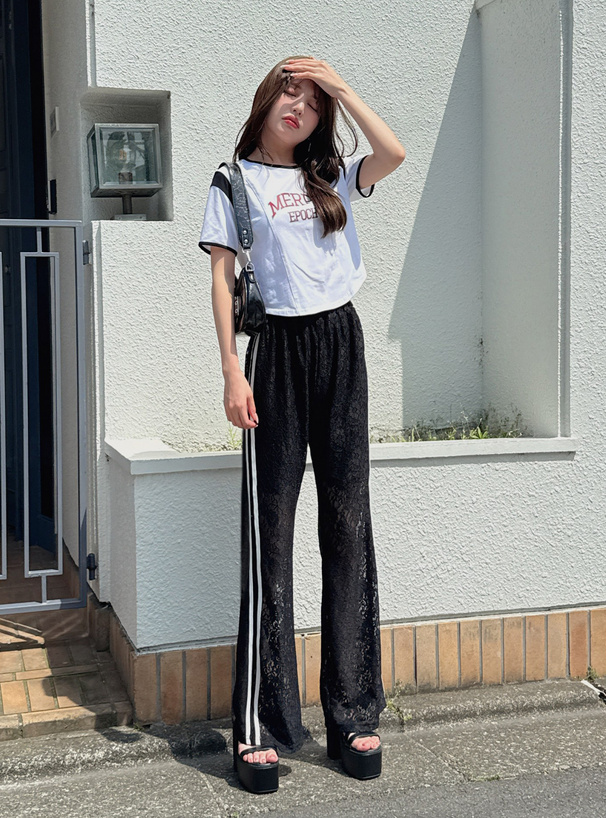 サイドラインレースフレアパンツ