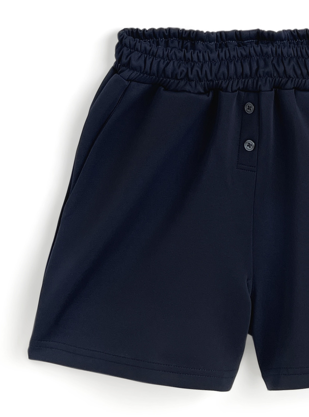 ポロトップス×ショートパンツセットアップ