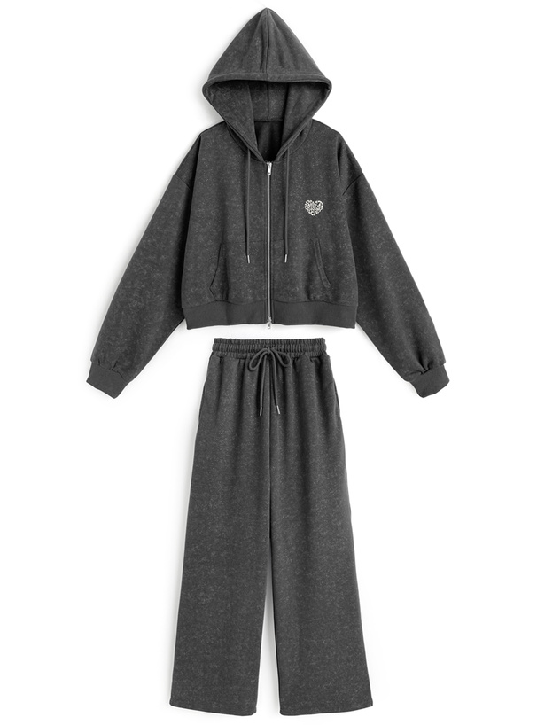 ピグメントラメロゴ刺繍パーカー×ワイドパンツスウェットセットアップ
