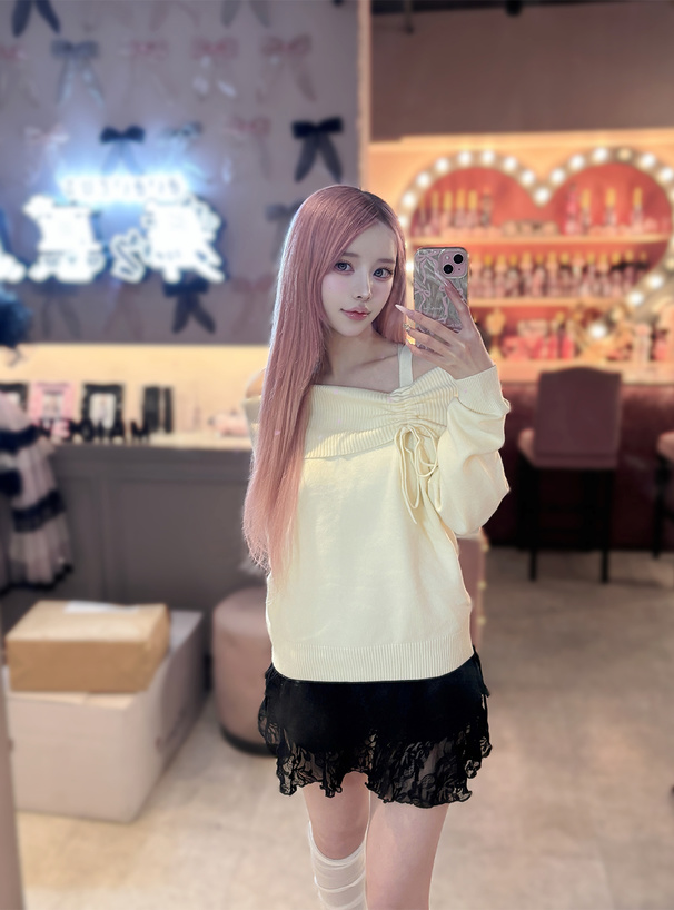 ドロストリボンオフショルダーニットトップス