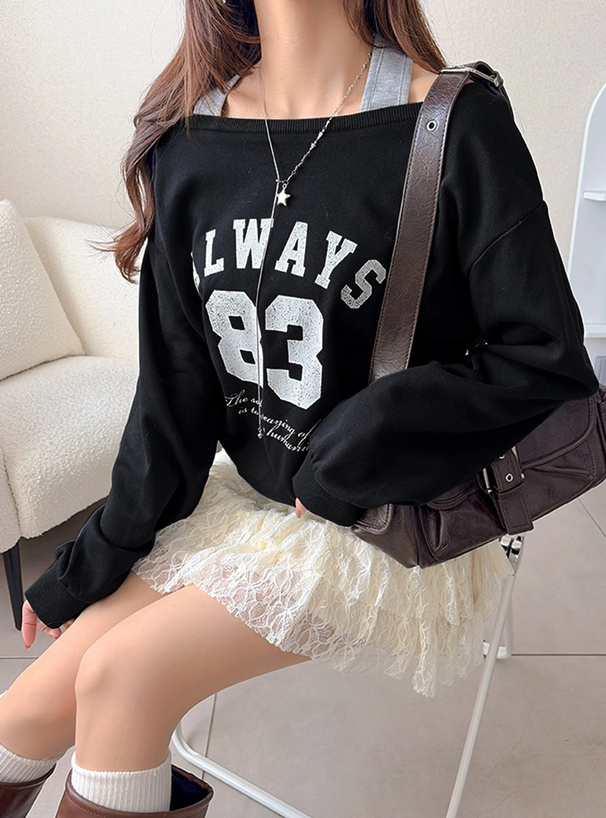 ホルターネックロゴプリントオフショルダースウェットトップス