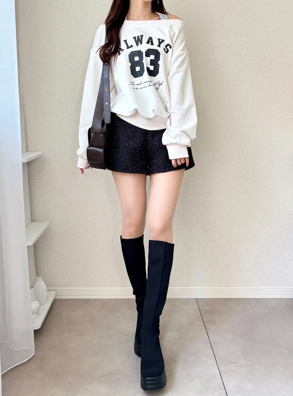 ホルターネックロゴプリントオフショルダースウェットトップス