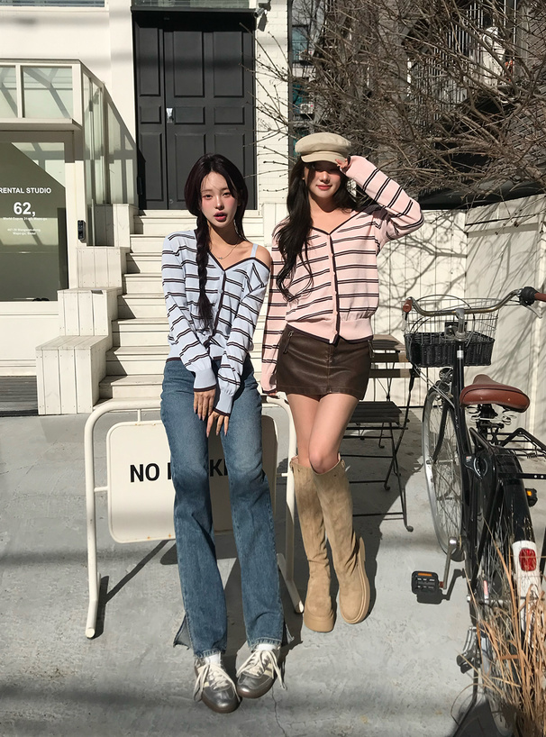 ボーダー柄ワンショルダーニットカーディガン