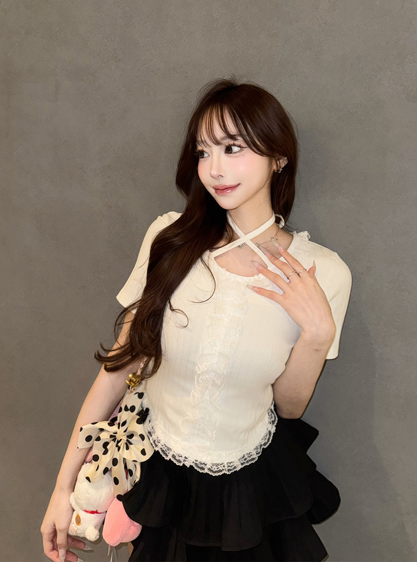 ホルターネックレースフリルリブトップス