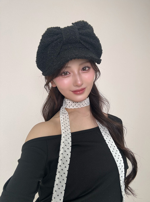 タイ付きドット柄フリルワンショルダートップス