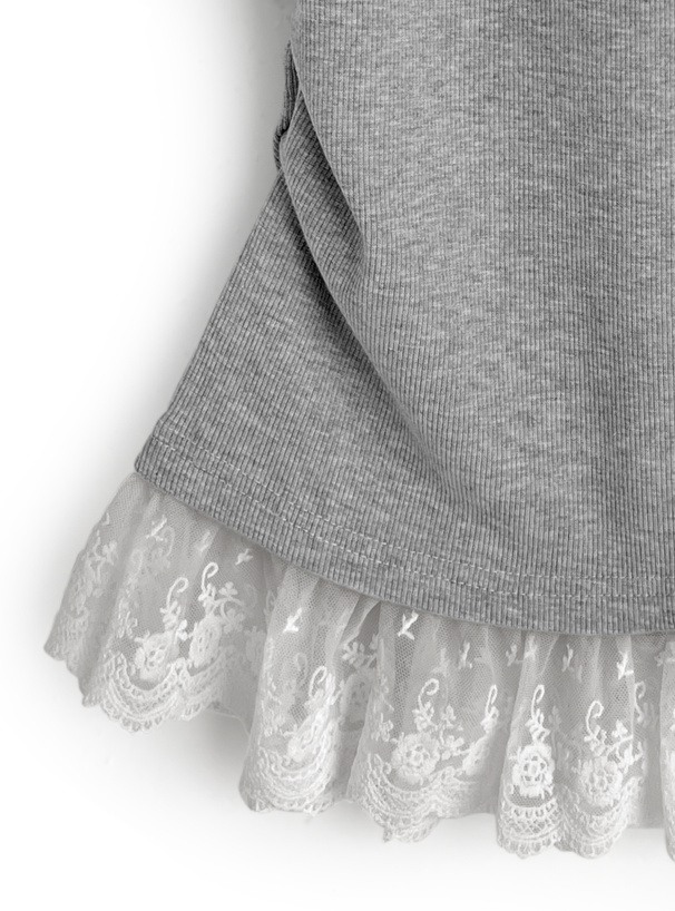 レイヤード風ラインストーンロゴレースフリルトップス