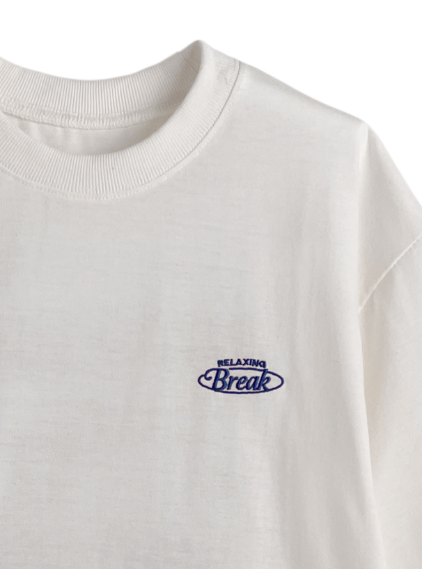 ロゴプリントTシャツ