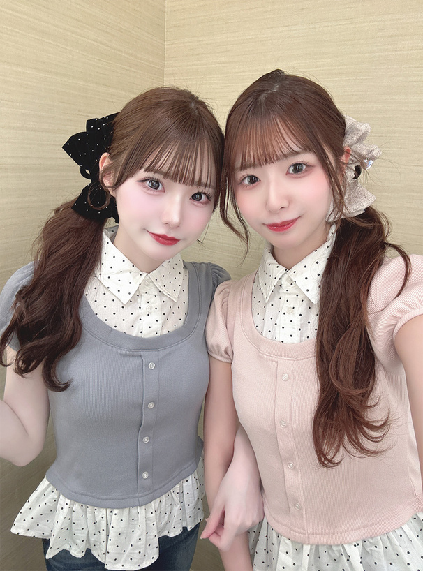 ドット柄シャツドッキングフリルリブトップス