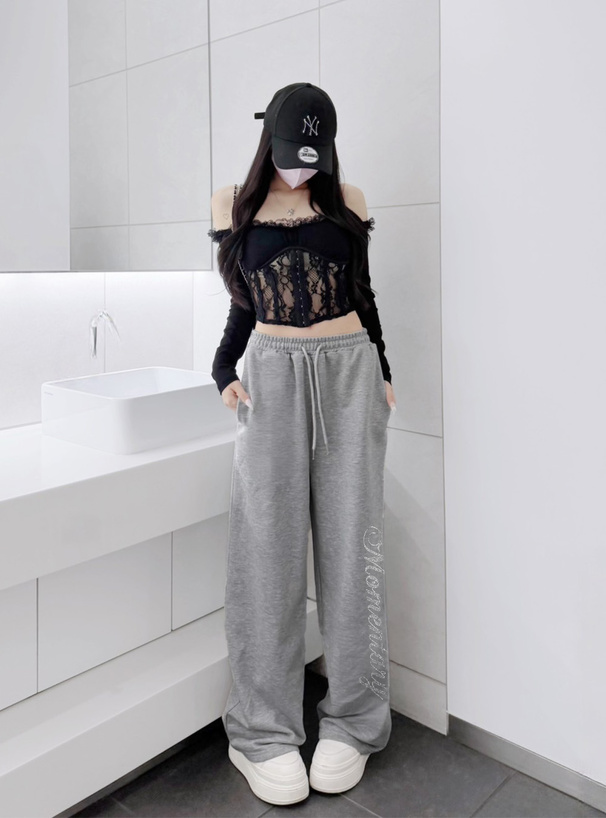 ラインストーンロゴワイドパンツ