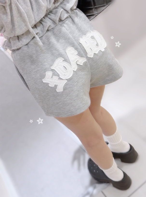 バックロゴスウェットショートパンツ