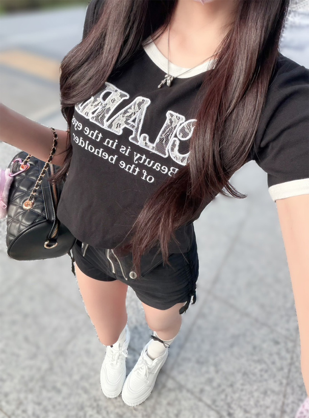 レースロゴ刺繍リンガーTシャツ