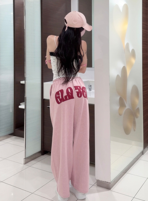 ピグメントバックロゴラメスウェットパンツ