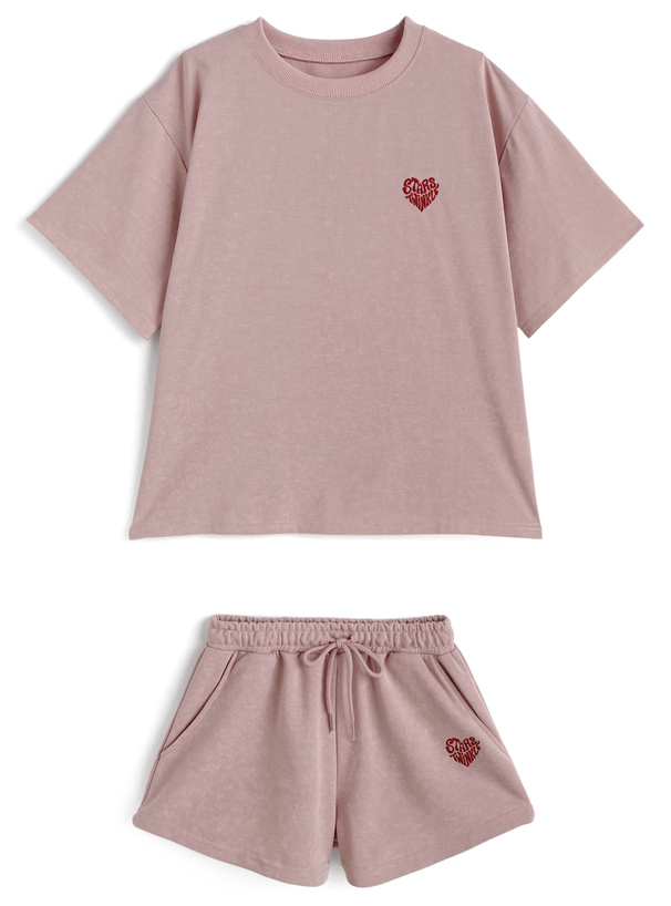 ハートロゴプリントTシャツ×スウェットショートパンツセットアップ