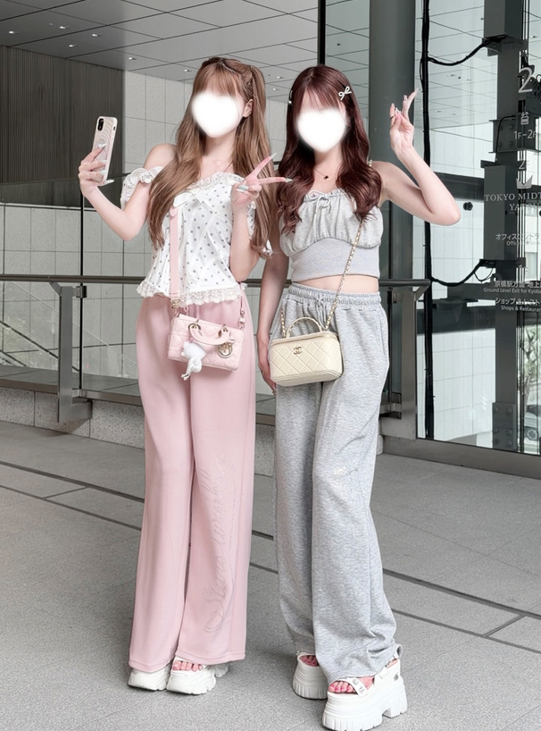ラインストーンロゴワイドパンツ