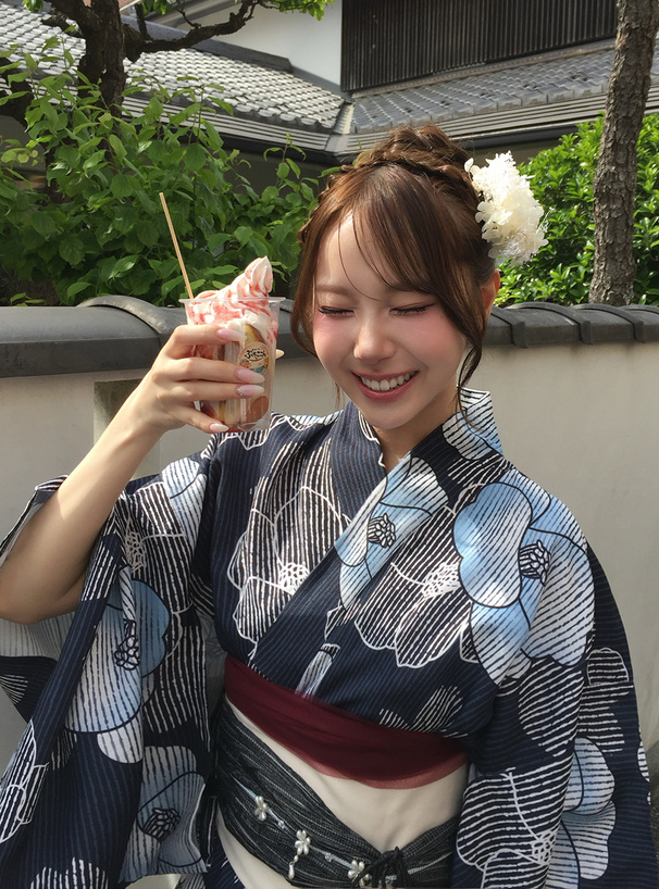 フラワーコサージュヘアクリップ2点セット
