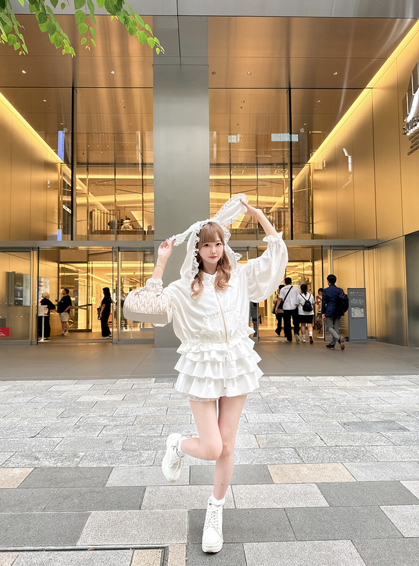 LIZLISAうさ耳レースパーカー ホワイト うさみみレースアップスリーブパーカー ｜ LIZ LISA（リズリサ