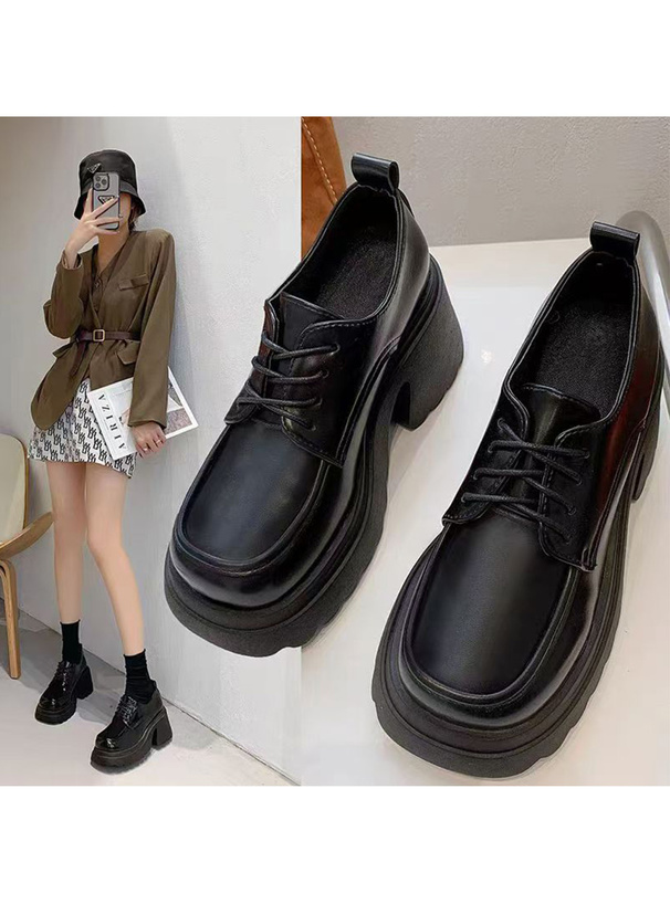 レースアップスクエアトゥ厚底ローファー