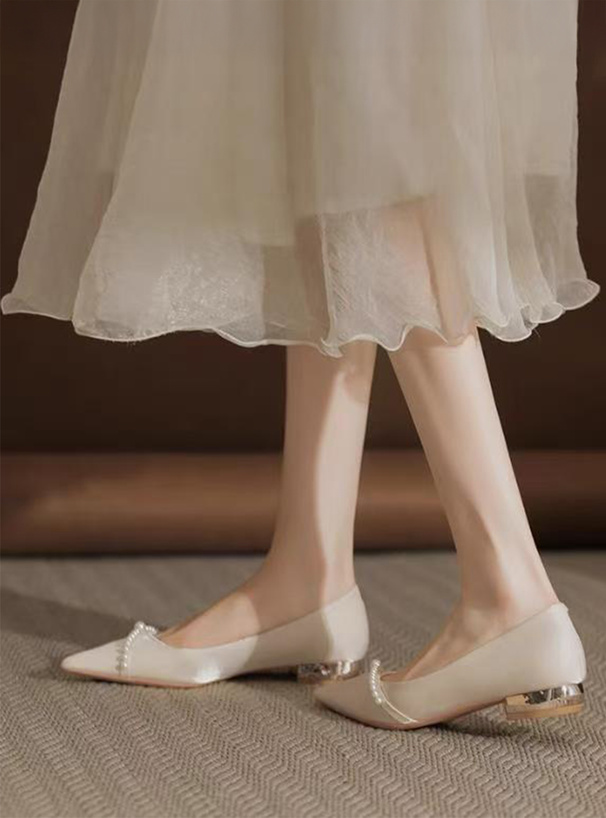 パールラインパンプス