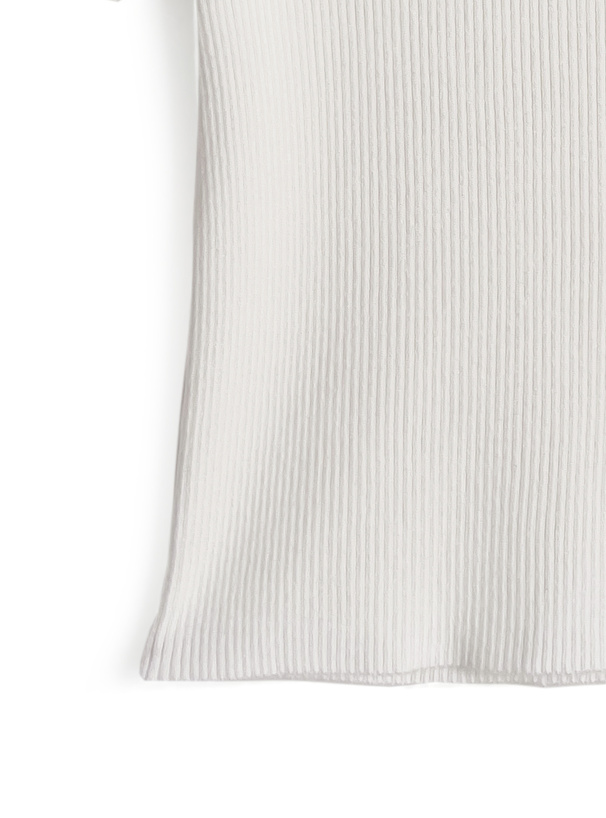 チュールオフショルダーリブトップス