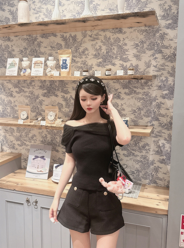 チュールオフショルダーリブトップス