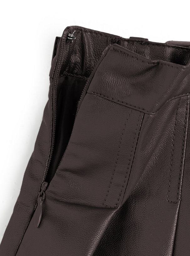 ベルトレザープリーツスカート