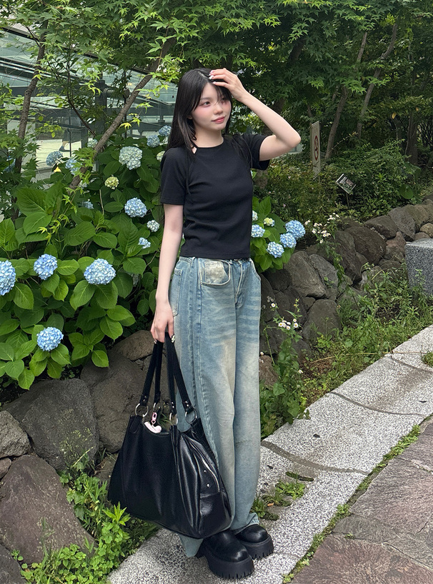 アシンメトリーネックリボントップス