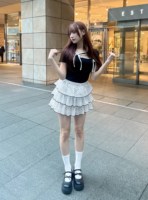 極美品◆ヴァレンティノ ドット柄 ミニスカート ホワイト×カラフル 正規品 極美品◇ヴァレンティノ ドット柄 ミニスカート ホワイト×カラフル