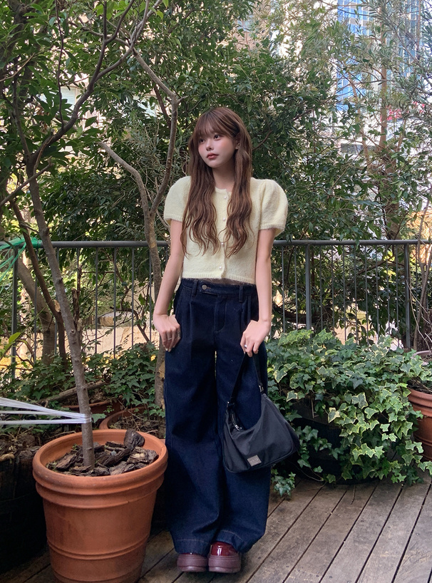 パールボタンショート丈ニットカーディガン