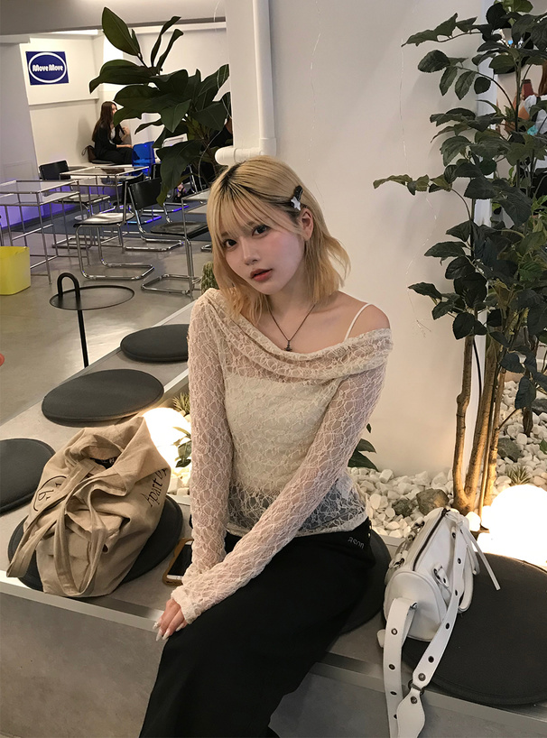 ドレープレーストップス