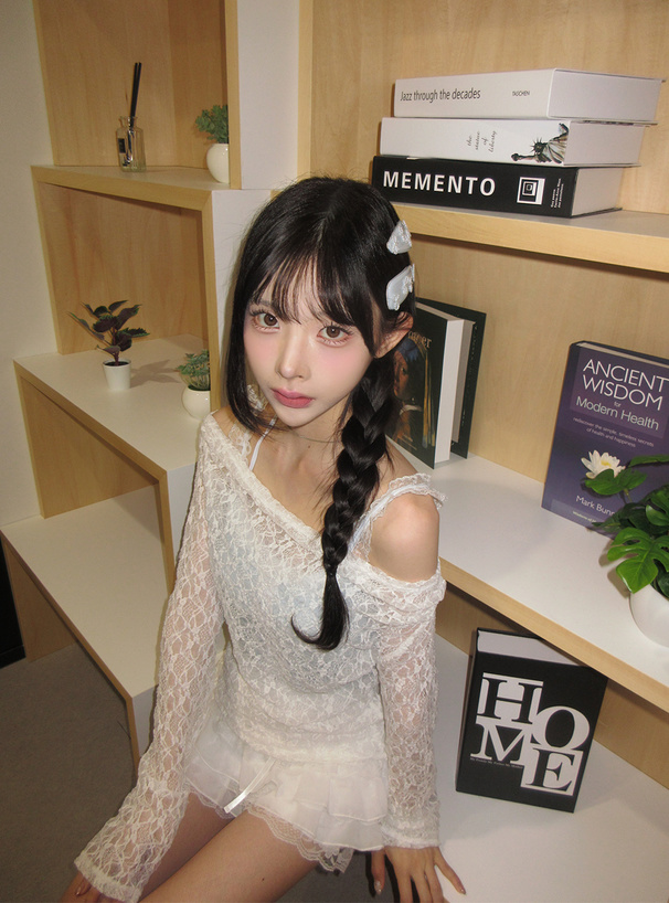 ドレープレーストップス