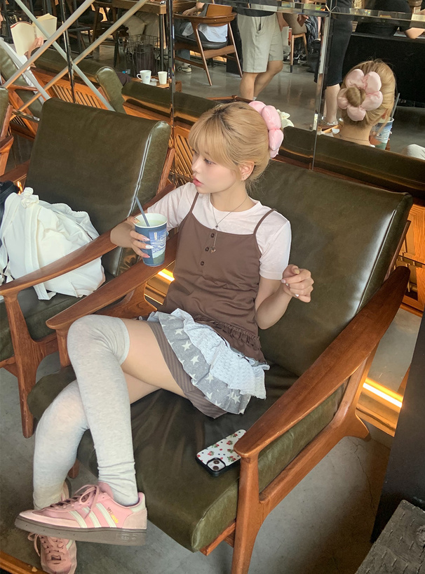 シアーTシャツxフリルキャミソールアンサンブル