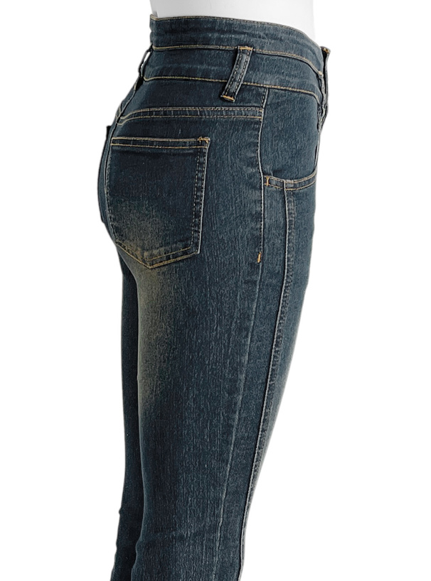 裾スリットストレッチデニムフレアパンツ