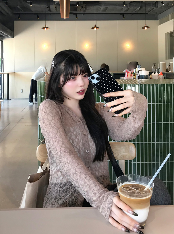 フード付きレーストップス