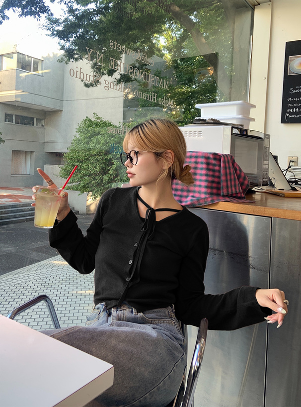 ネックリボンレイヤード風ニットトップス