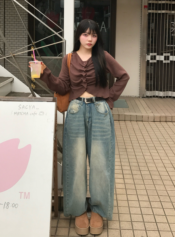 タックボタンリブトップス