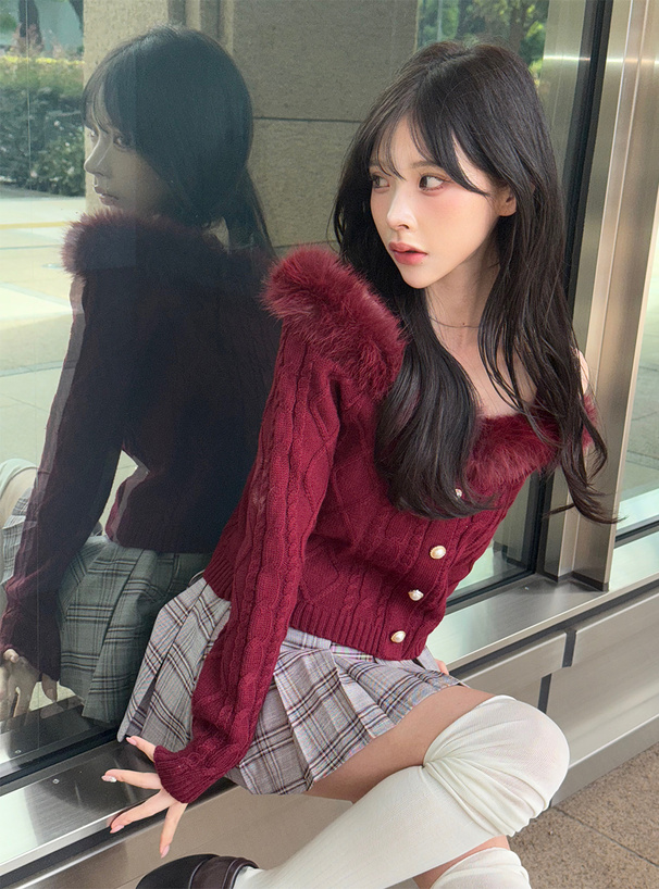 ファーオフショルダーケーブル編みニットトップス