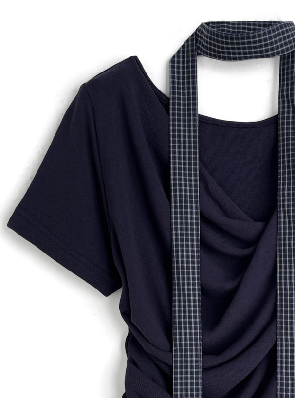 タイ付きチェック柄フリルドレープトップス