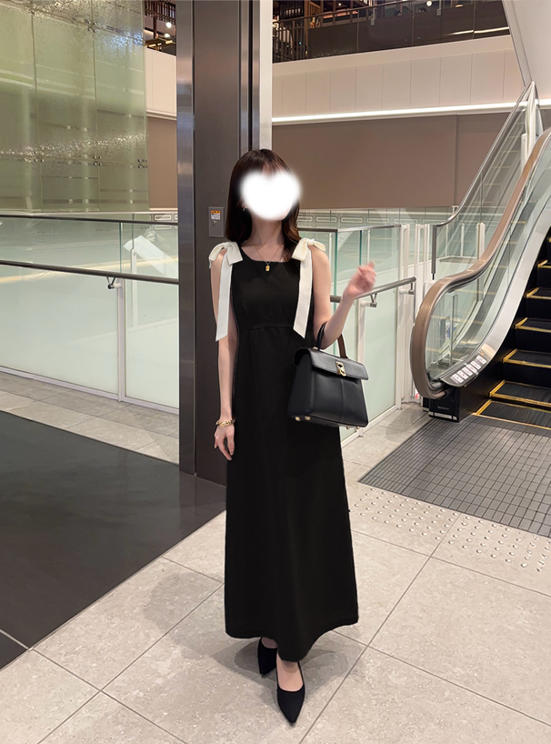 ショルダーリボンノースリーブロングワンピース