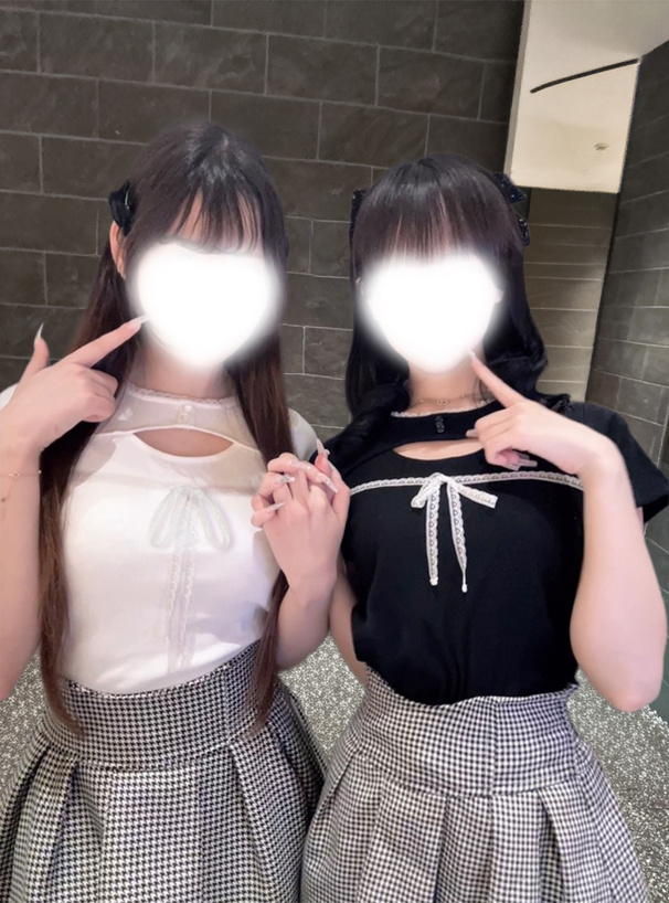 フロントオープンレースリボンリブトップス