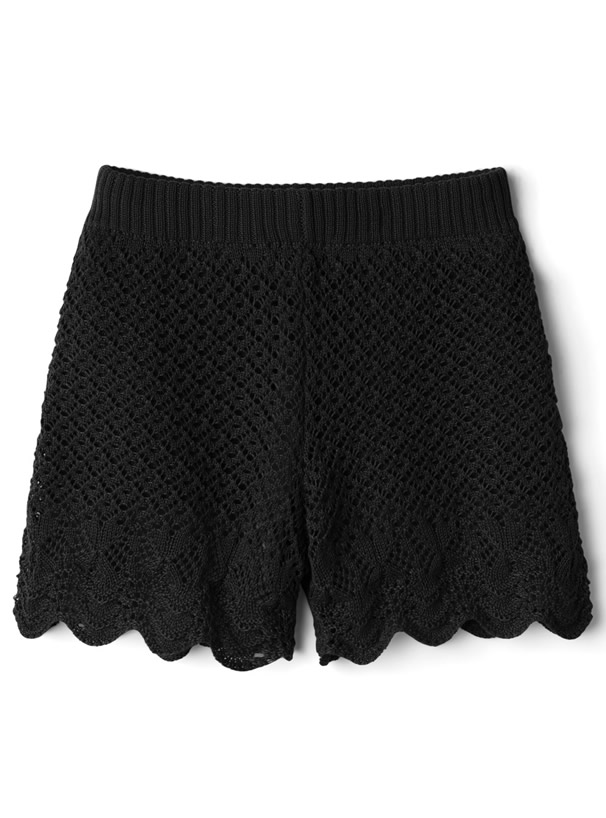 透かし編みショートパンツ