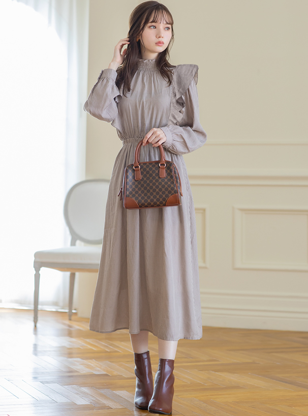 チェック柄シャーリングフリルワンピース