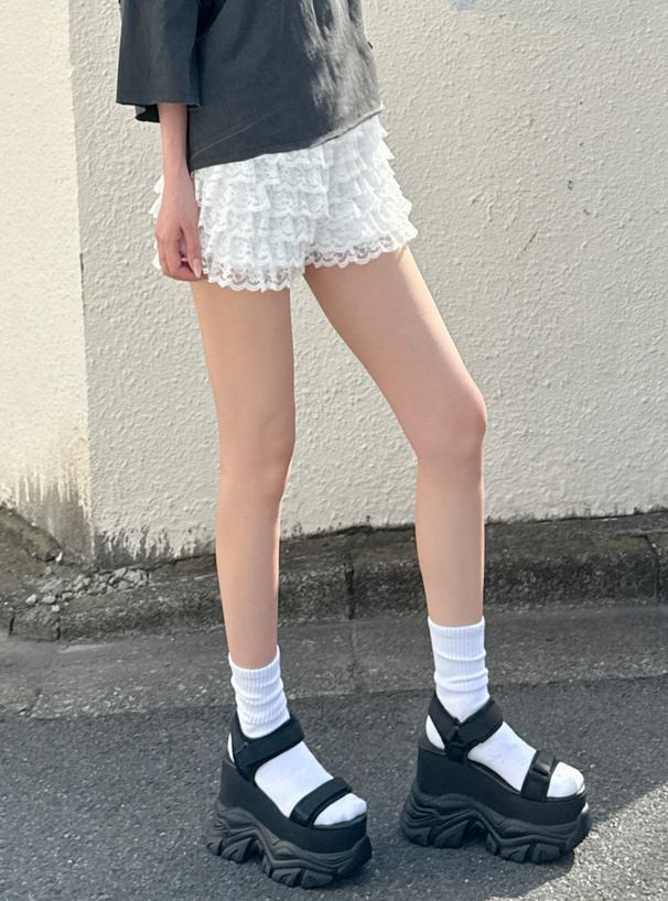 フリルレースショートパンツ