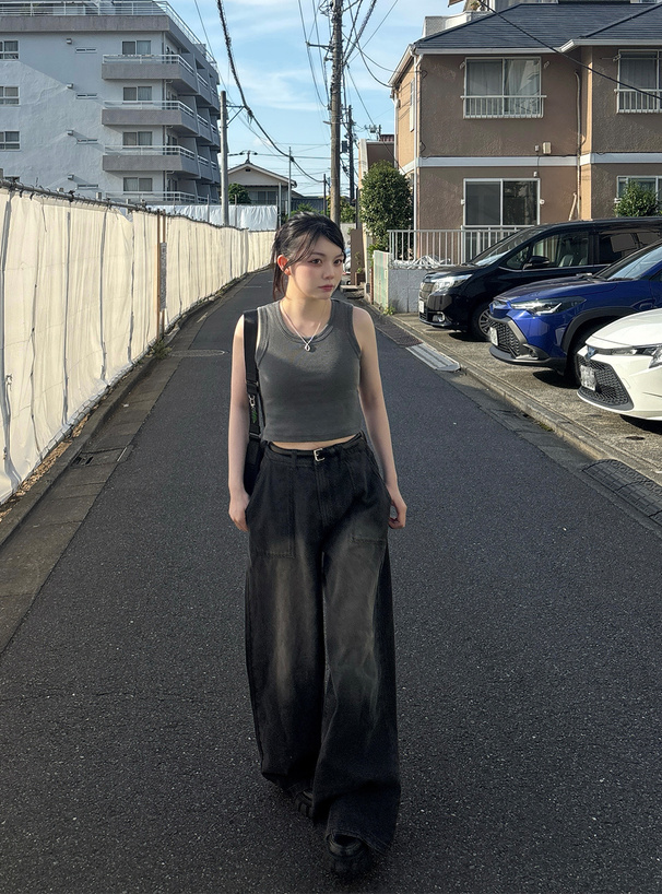カップ付ピグメントタンクトップ
