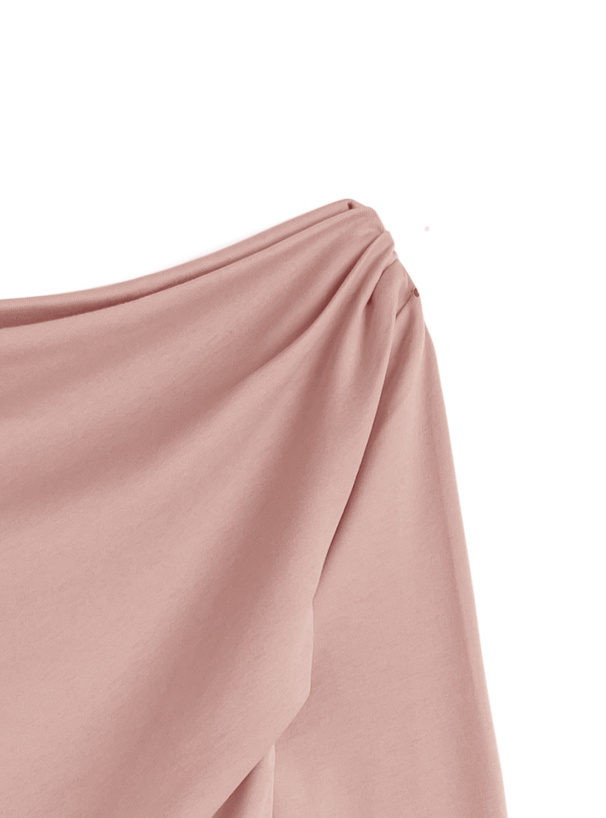 ドレープトップス