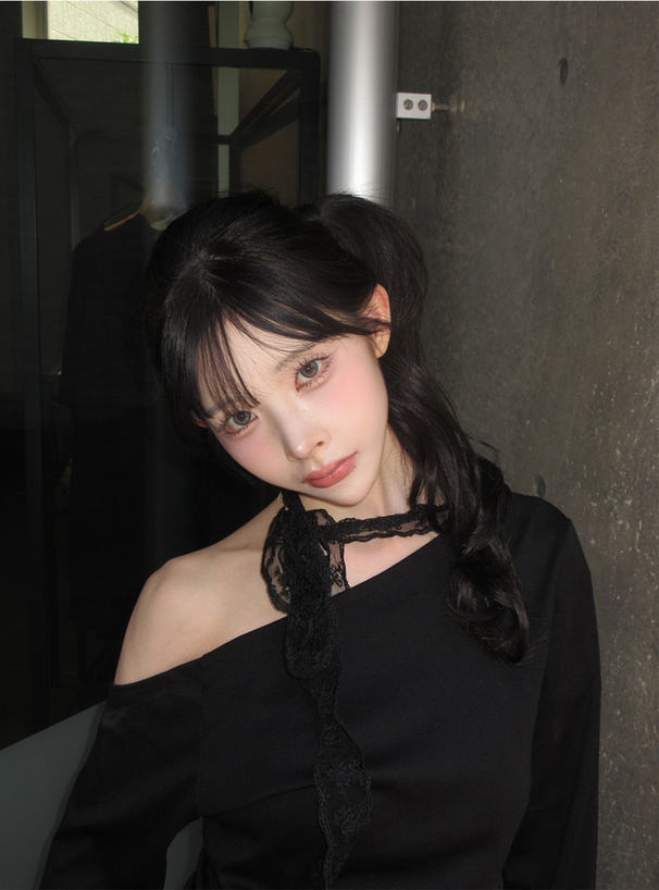 レースリボンギャザーワンショルダートップス