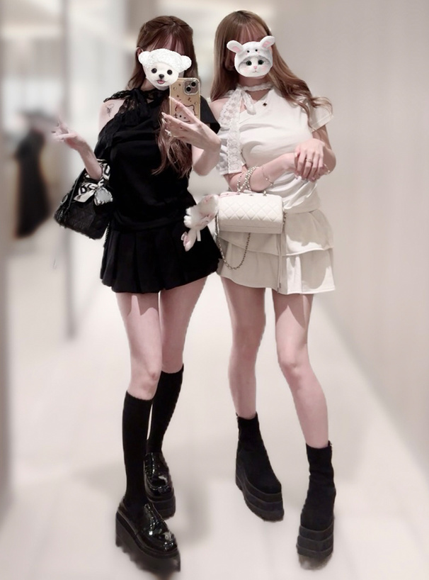 レースリボンギャザーワンショルダートップス