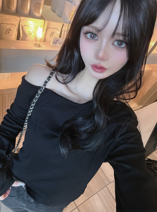 裾レースワンショルダートップス