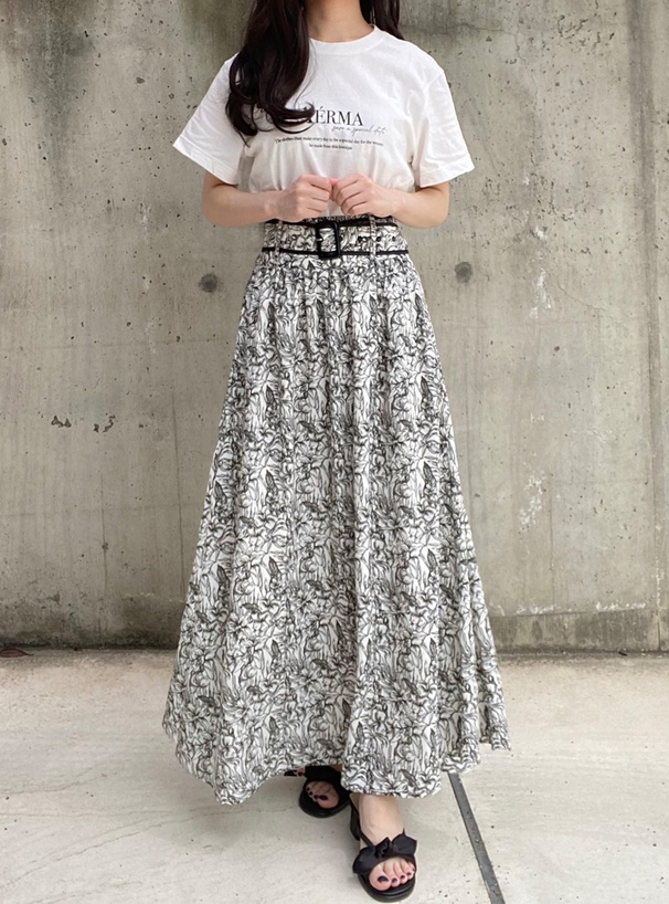 ベルト付き花柄フレアスカート[js29] レディースファッション通販のグレイル(GRL)【公式】